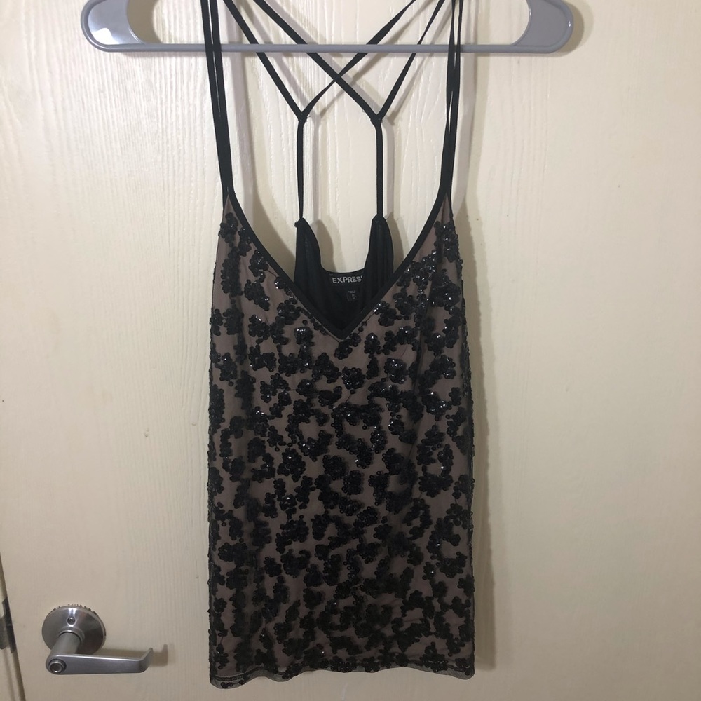 Sequin tank